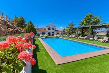 Villa avec piscine et jardin à Pizarra