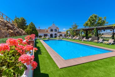 Casa rural Malaga Andalucía para 20 personas
