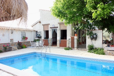 Holiday Home with fireplace and Wifi in Sierra Sur