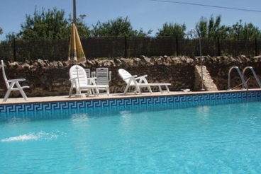 Casa Rural con piscina en Fuenteheridos