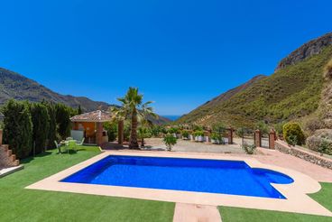 Casa rural Nerja Costa del Sol Andalucía para 8 personas