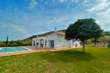 Villa avec barbecue et piscine à Arcos de la Frontera