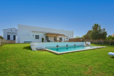 Preciosa y moderna casa rural con piscina y barbacoa en Jerez de la Frontera