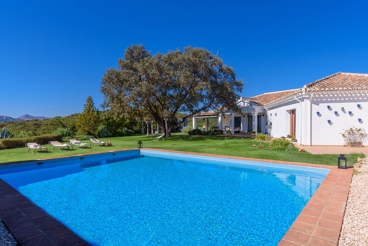 Ferienhaus mit Garten und privatem Pool in Antequera