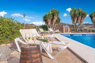 Ferienhaus mit Pool und Grill in Valle del Guadalhorce für 8 Personen