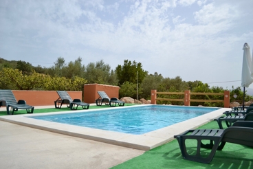 Finca mit Garten und Swimming Pool in Periana