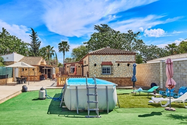 Vakantiehuis met tuin en zwembad in Arcos de la Frontera