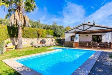 Villa tranquille avec superbe piscine près du Torcal