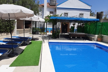Ländliches Haus mit Schwimmbad, in der Nähe von Cordoba und Malaga.