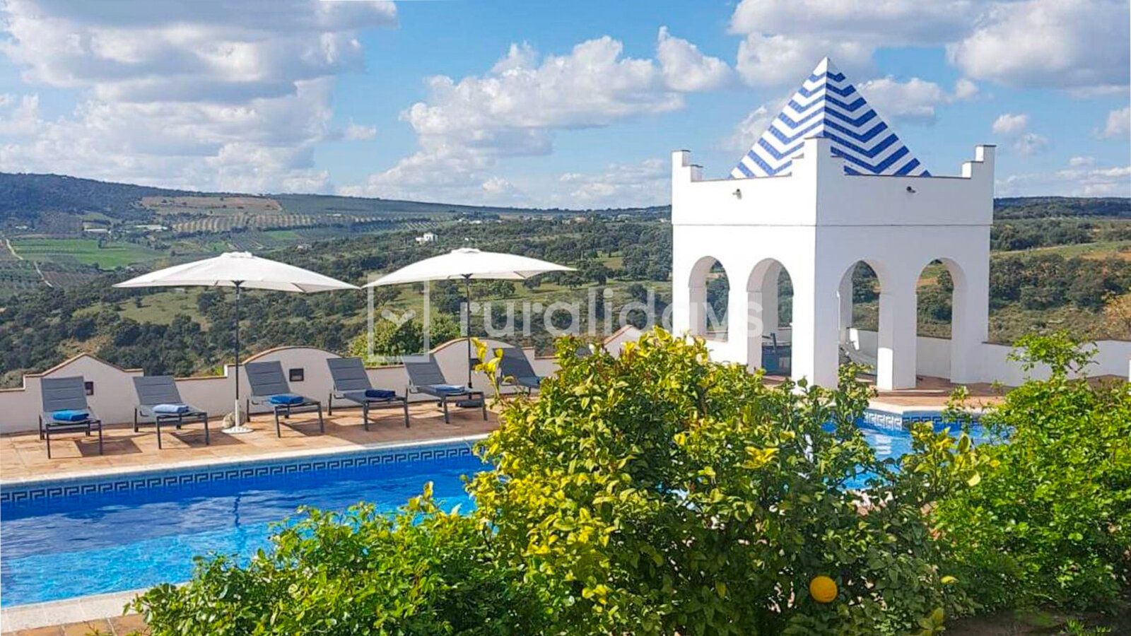 Casa rural Malaga Andalucía para 9 personas