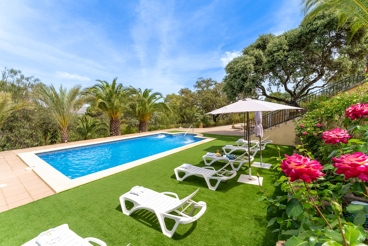 Casa rural con piscina, barbacoa y vistas en Cerro Muriano