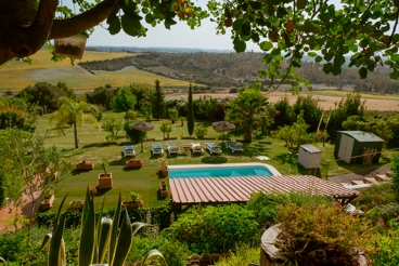 Finca mit Garten und Swimming Pool in Jerez de la Frontera