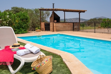 Holiday home with pool and garden in Archidona