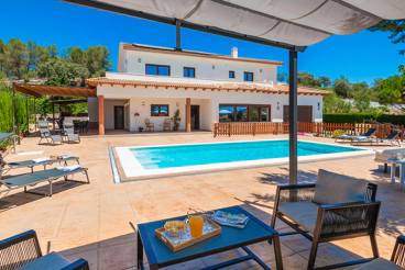 Casa rural con piscina en Alcalá la Real