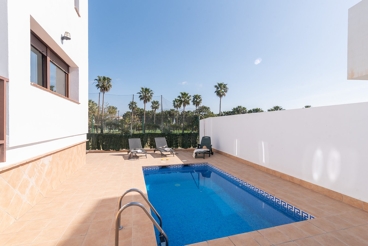 Maison de vacances près de la plage avec barbecue et piscine à Motril