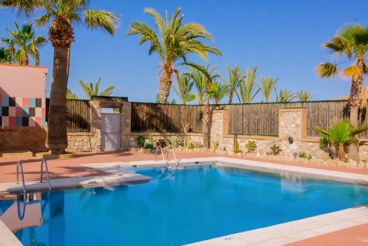 Maison de vacances avec piscine et barbecue à Vera pour 8 personnes