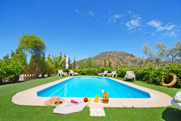 Maison de vacances avec piscine à Comares pour 12 personnes
