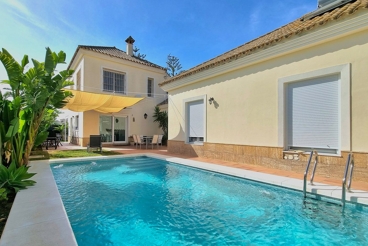 Casa rural con piscina y barbacoa en El Puerto de Santa María