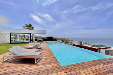 Villa de lujo cerca de la playa con jardín y piscina en Zahara de los Atunes