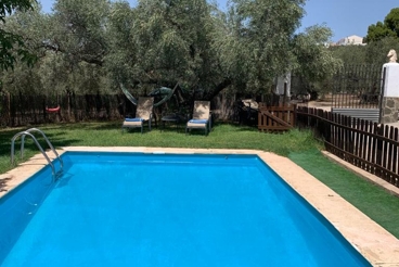 Maison de vacances avec barbecue et piscine à Antequera