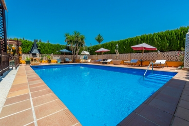 Vakantiehuis met zwembad en Wifi in Écija