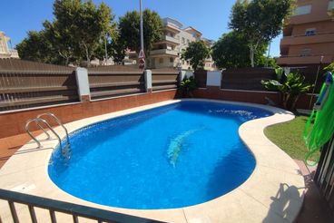 Ferienhaus mit Schwimmbad und ganz in der Nähe des Strandes in Chipiona