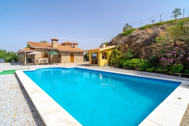 Casa Rural cerca de la playa con barbacoa y piscina en Vélez-Málaga