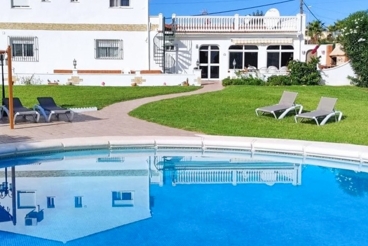 Maison de vacances avec piscine et barbecue à Alhaurín de la Torre