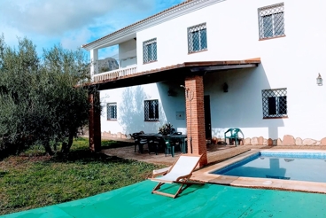 Ferienhaus mit Pool in Riogordo