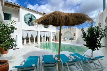 Ferienhaus mit Pool in La Puebla de Los Infantes für 14 Personen