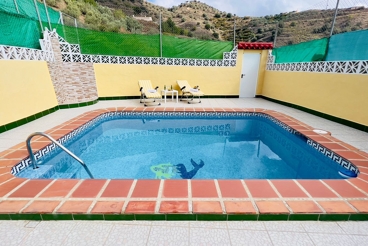 Maison de vacances avec piscine à Torrox pour 4 personnes
