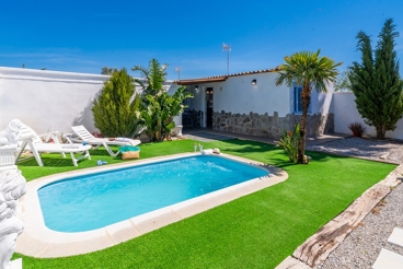 Villa près de la mer avec jardin et barbecue à Conil de la Frontera