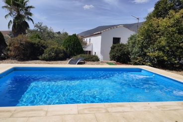 Casa Rural con barbacoa y piscina en Algodonales