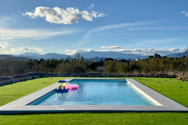 Vakantiehuis dicht bij het strand met tuin en zwembad in Málaga