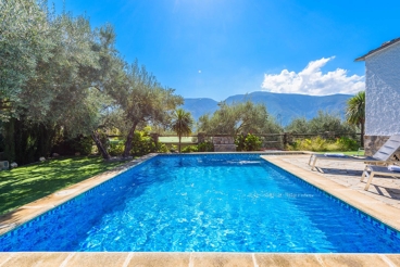 Casa con encanto con piscina privada y vistas a las montañas