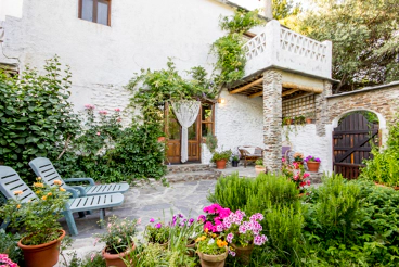 Tradicional casa rural con espléndido patio en la provincia de Granada