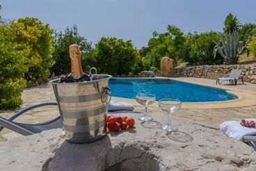 Magnífica casa rural con vistas al embalse de Zahara