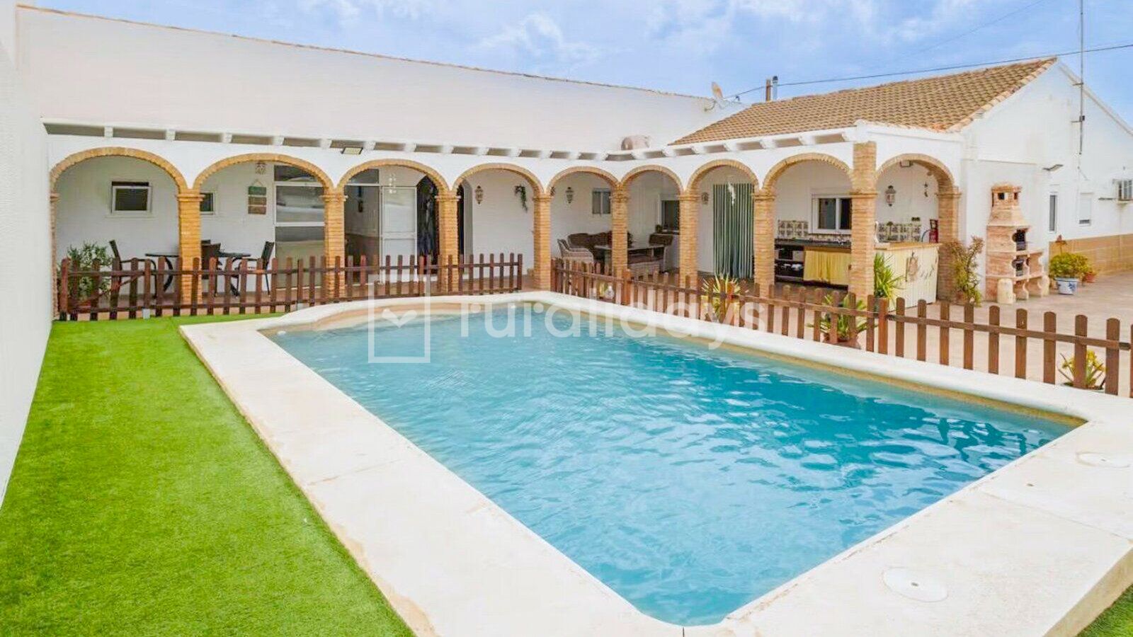 Casa rural Malaga Andalucía para 16 personas