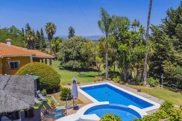 Casa rural Malaga Andalucía para 9 personas