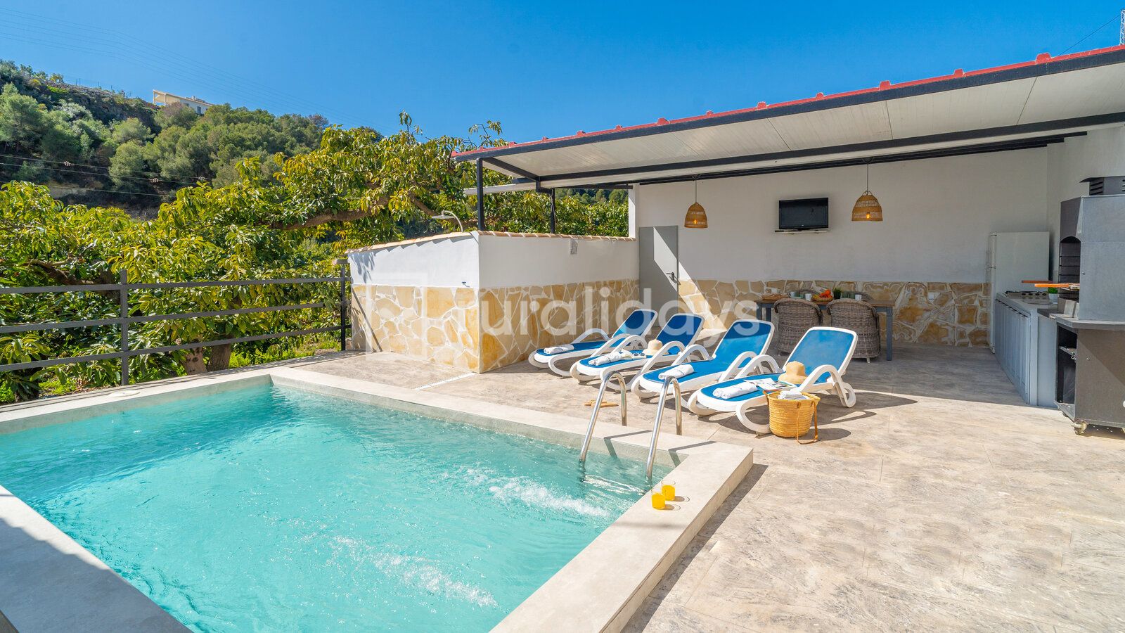 Casa rural Nerja Costa del Sol Andalucía para 6 personas