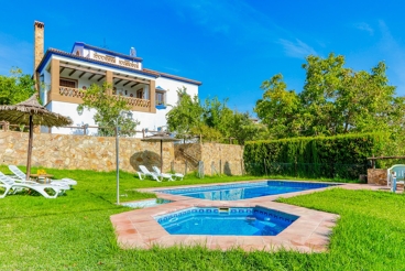 Excelente villa con piscina en la zona de Ronda