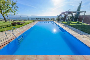 Magnífica villa con impresionantes vistas desde la piscina