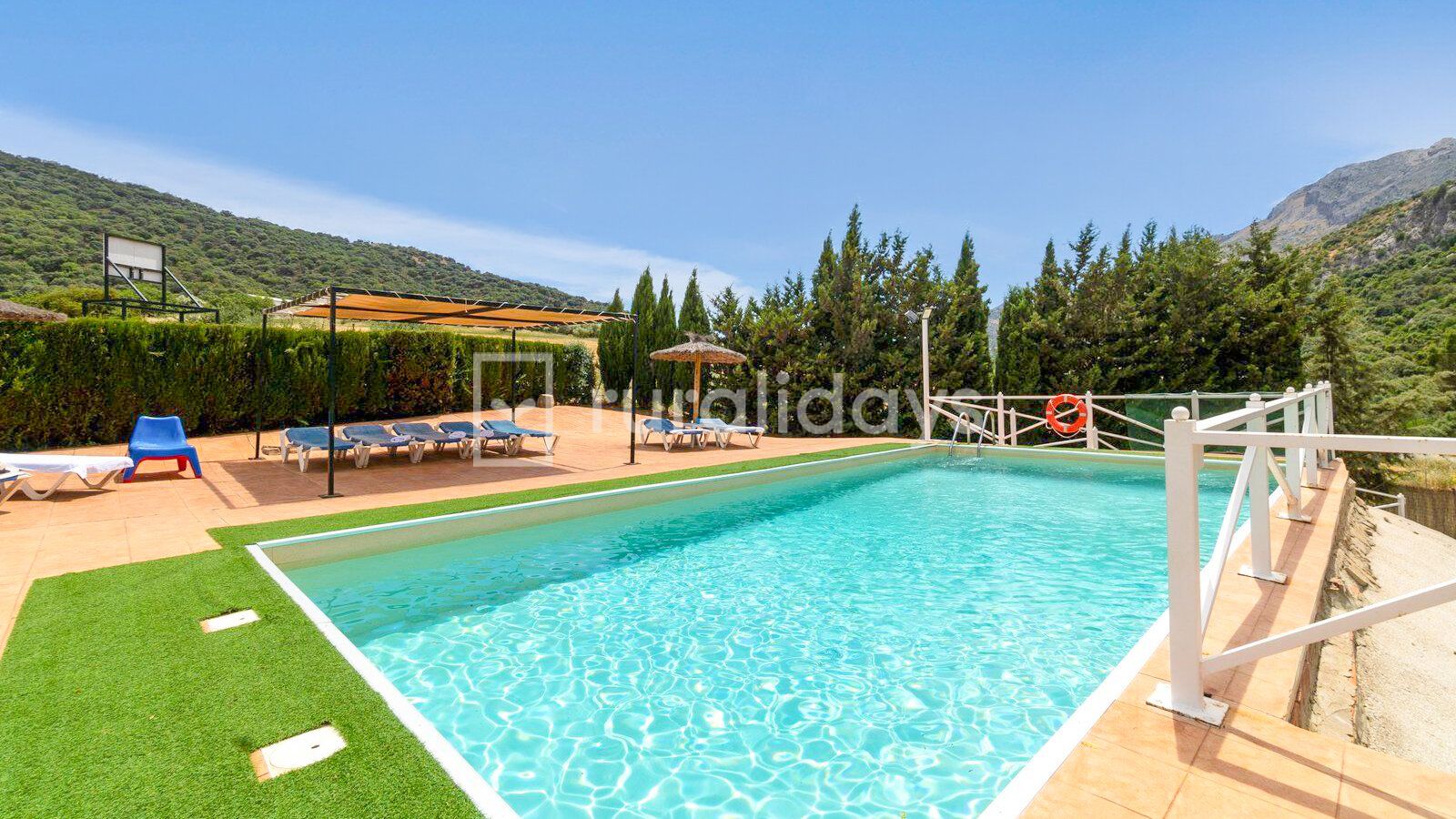 Casa rural Malaga Andalucía para 19 personas