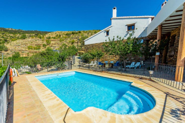 Holiday home for 2 people with shared outdoor areas in Almeria province