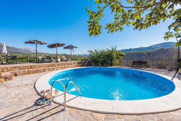 Casa en las montañas con increíbles vistas desde la terraza