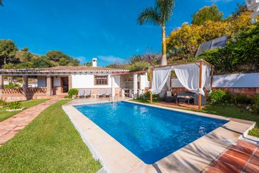 Casa rural Nerja Costa del Sol Andalucía para 6 personas