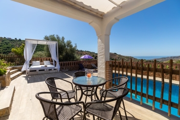 Leuke villa met privé pool en zicht op de zee in Frigiliana